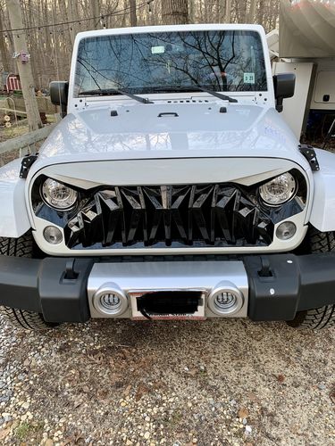 Customer photo review of Shark Grille - Black & White for 07-18 Wrangler JK/ JKU