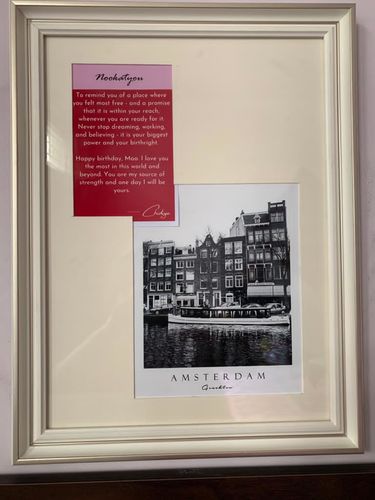 Customer photo review of Amsterdam