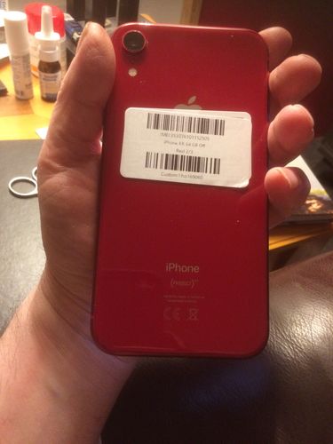 Customer photo review of Apple iPhone XR 64GB Red Unlocked Refurbished Excellent