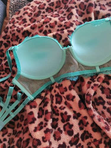 Customer photo review of Lucy Aqua BH