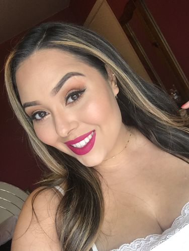 Customer photo review of Sculpt and Glow Contouring Makeup Palette with Mirror