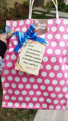 Customer photo review of Envolver de regalo