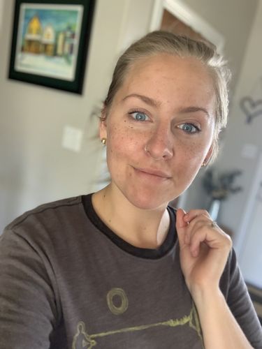 Customer photo review of Gradual Face Tan