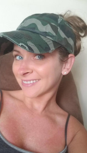 Customer photo review of Distressed Ponytail Summer Cap