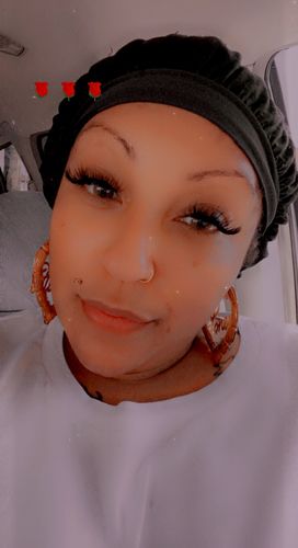 Customer photo review of [US Warehouse] [buy 2 get 2 free] Natural Avela Contact Lenses