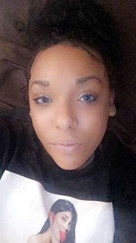 Customer photo review of Hidrocor Azul Prescription Colored Contact Lenses