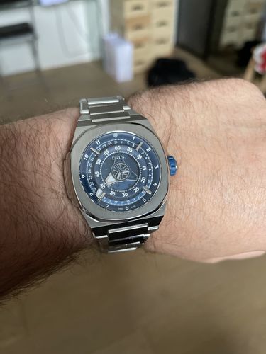 Customer photo review of M3-blue-bracelet