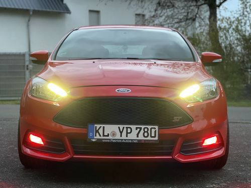 Customer photo review of Focus MK3.5 ST-Line Fog Light Armour