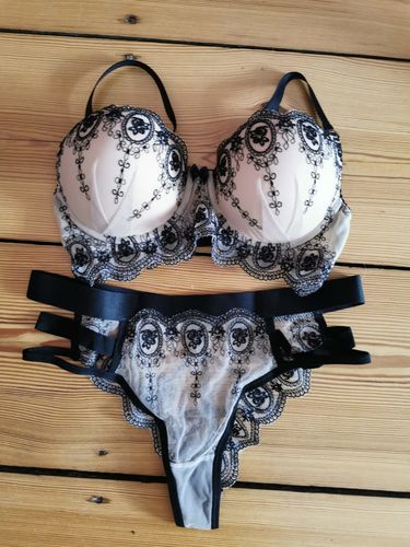 Customer photo review of Maja BH