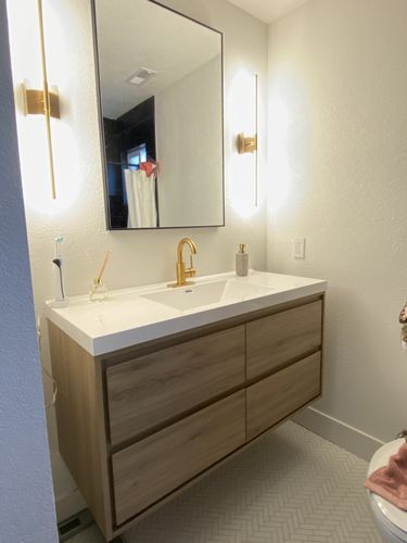 Customer photo review of Saggia Floating Vanity