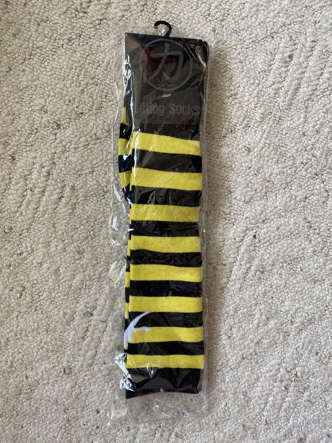 Customer photo review of Strength Shop Deadlift Socks - Black/Yellow