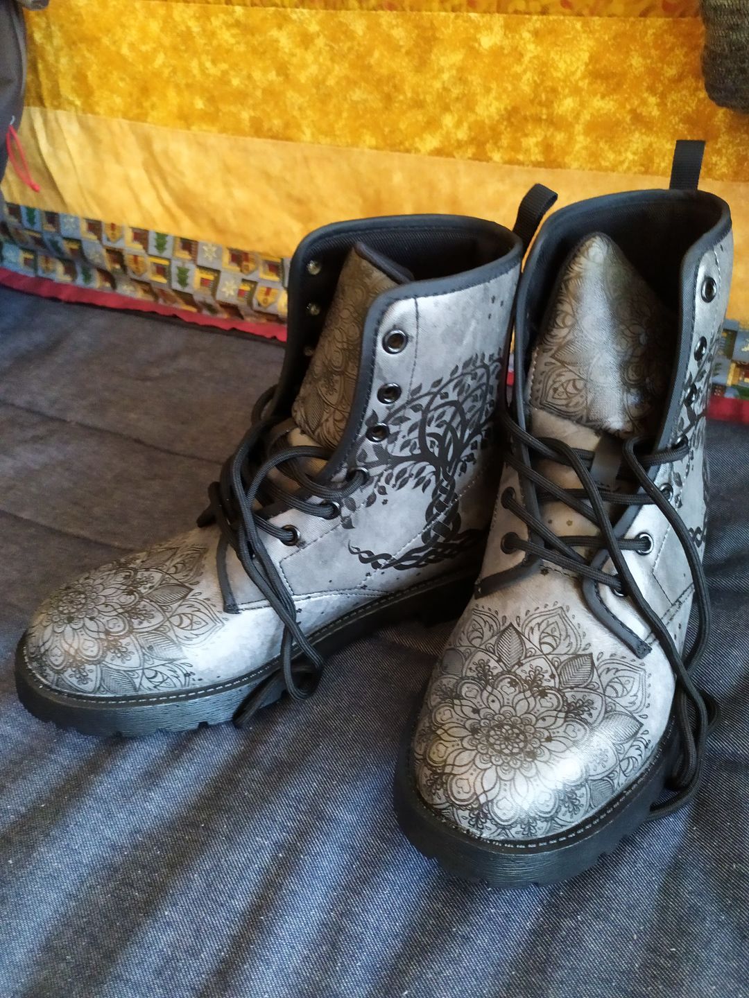 Customer photo review of Boots Yumkaax