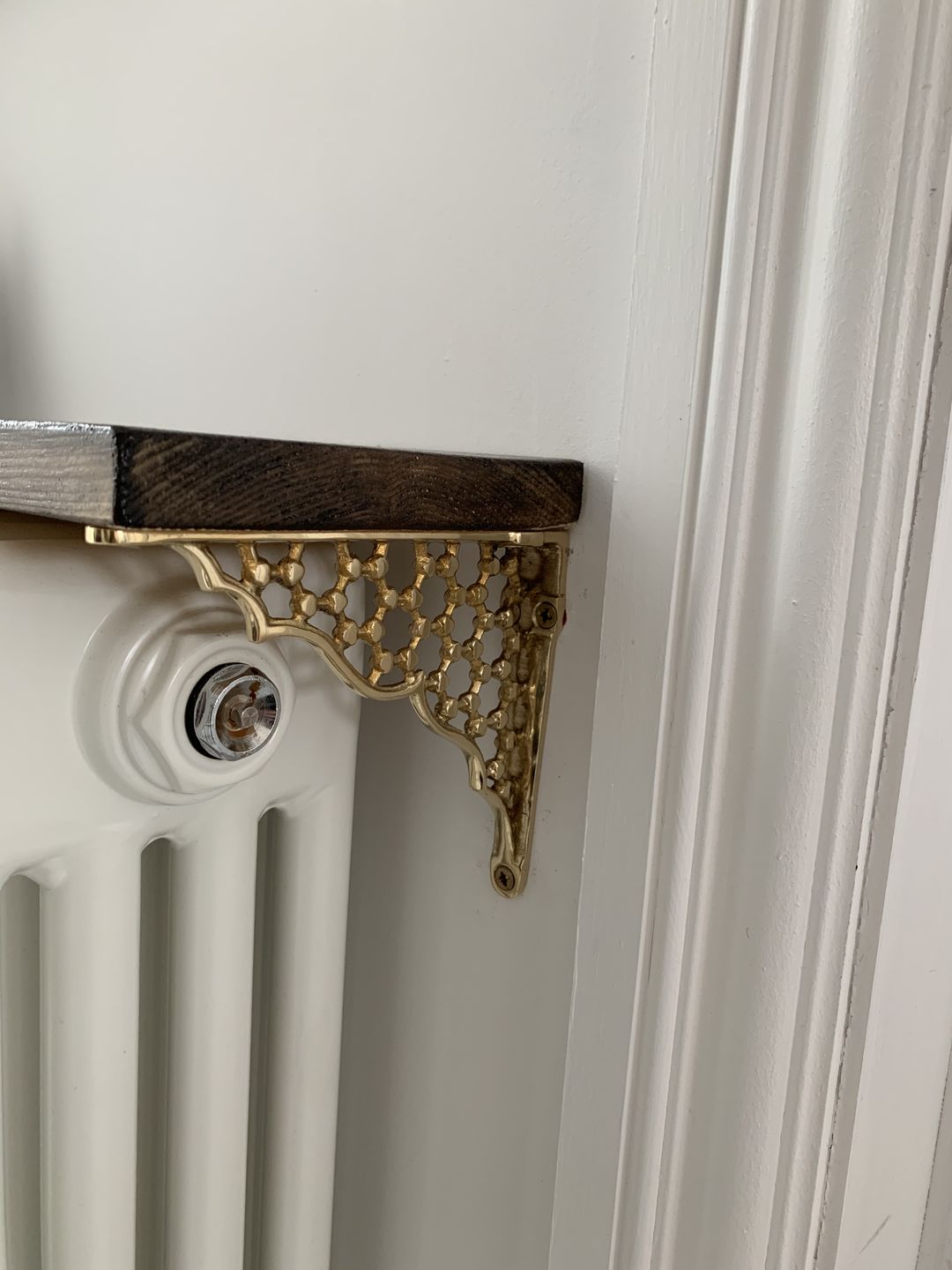 Customer photo review of 6 x 5 Inch Honeycomb Brass Shelf Bracket