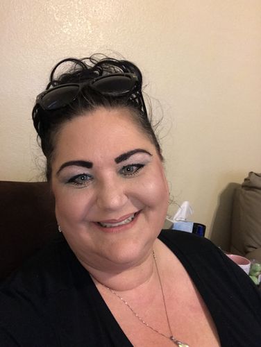 Customer photo review of JuvaBun Messy Bun