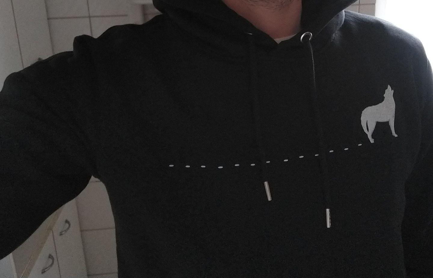 Customer photo review of WOLF SPUR - Bio Unisex Hoodie (PREMIUM)
