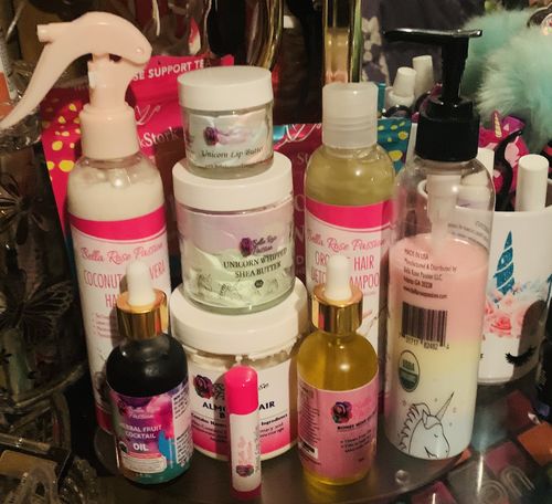 Customer photo review of Honey Coconut Almond Hair Bundle