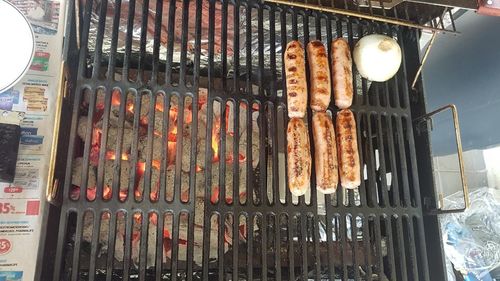 Reseña con foto de un cliente sobre Salchicha Parrillera, Alemana, Hot! o Chorizo Argentino