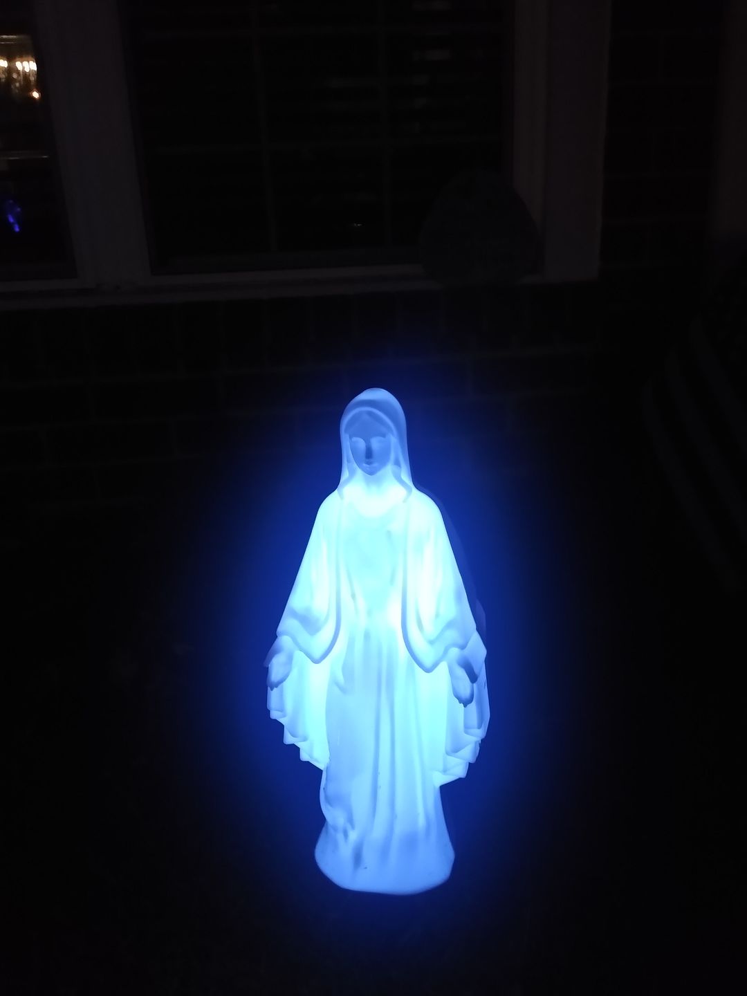 Customer photo review of Eternal Light Blessed Mary