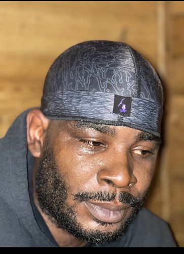 Customer photo review of BLACK "23" G.O.A.T silky compression cap (deluxe wrapped band) (SHIPS OUT SAME DAY)