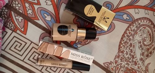Customer photo review of MISS ROSE Purely Natural Foundation