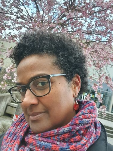 Customer photo review of JASPIS TRAUM-OHRRINGE
