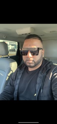 Customer photo review of Oxton Sunglasses