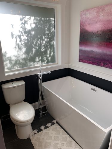 Customer photo review of Squadra 59" Composite Acrylic Free Standing Bathtub