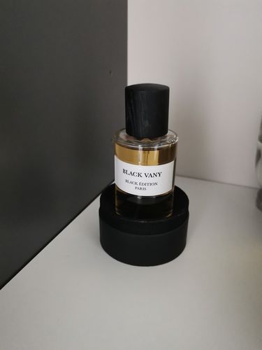 Customer photo review of ▷ Parfum Black Vany - Black Edition 50 ML