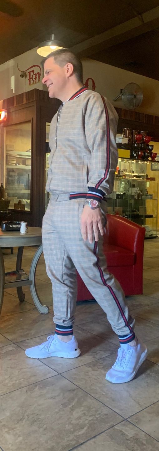 Customer photo review of TheMrTailor™ Gentlemen Tracksuit