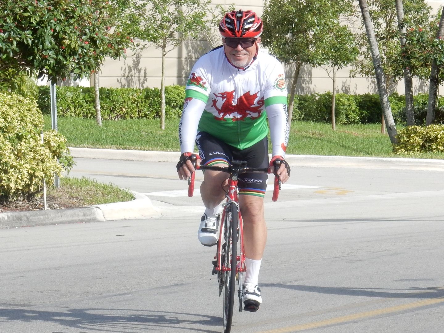 Customer photo review of Wales Flag Cycling Jersey (Green, White & Red)