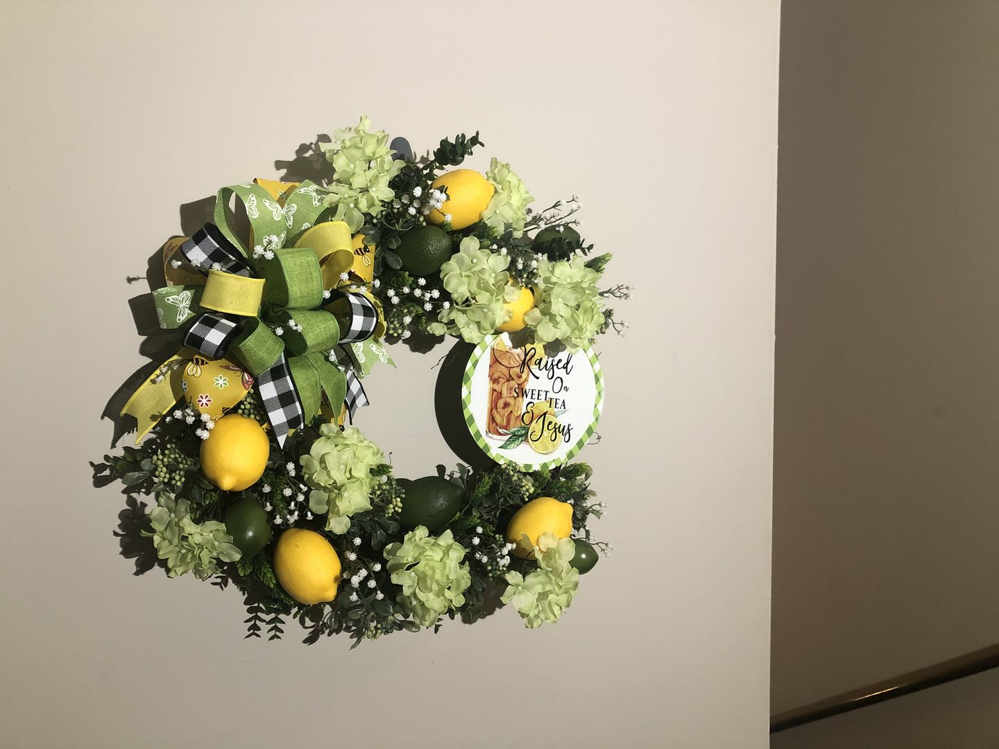 Customer photo review of 18" Round Grapevine Wreath