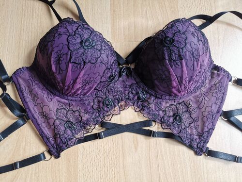 Customer photo review of Shiana Corsage