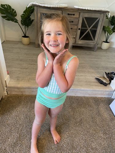 Customer photo review of The Mini Barefoot Bottom | Mint