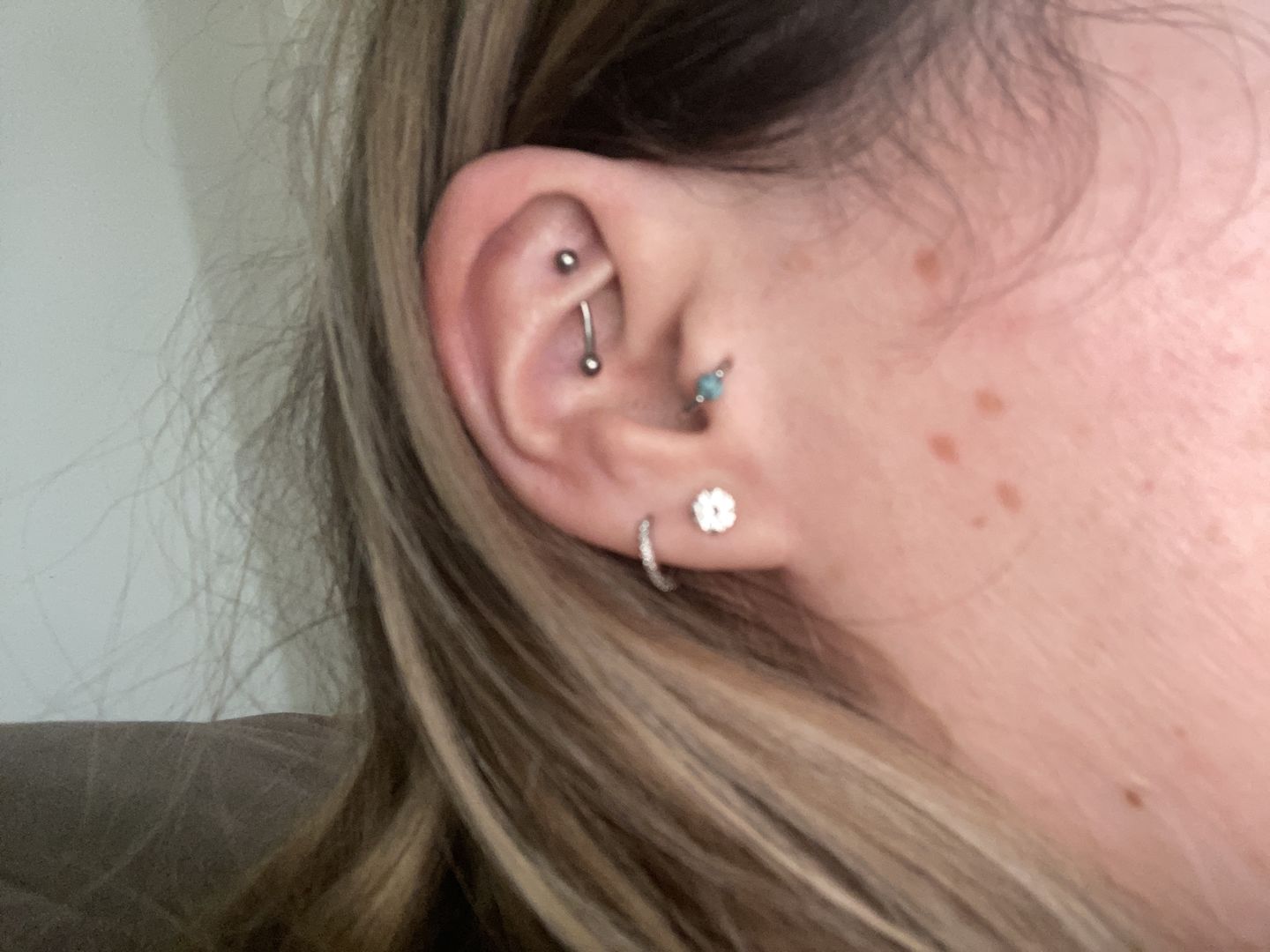 Customer photo review of Fine Seamless Pavé Hoop