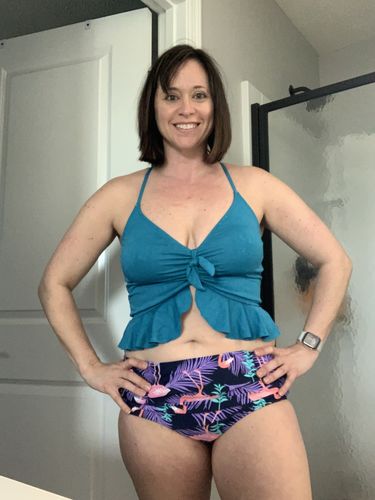 Customer photo review of Bora Top | Blue