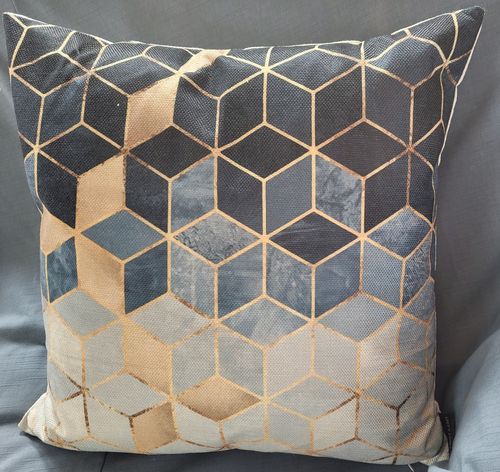 Customer photo review of Luxe sierkussen KUBE - 45 x 45 cm