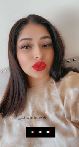 Customer photo review of Dubai