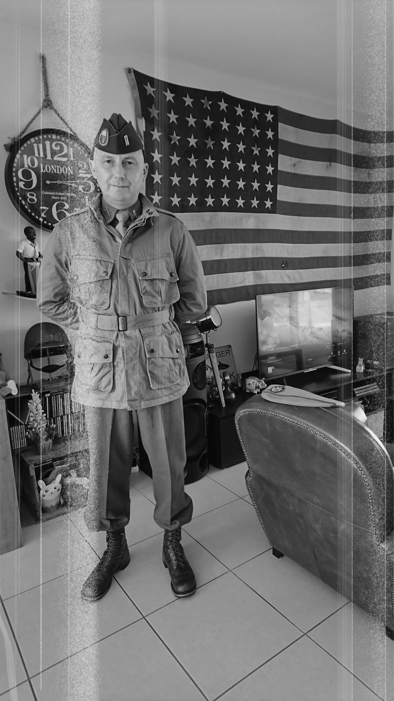 Customer photo review of US Army M-42 Airborne Paratrooper Jacket