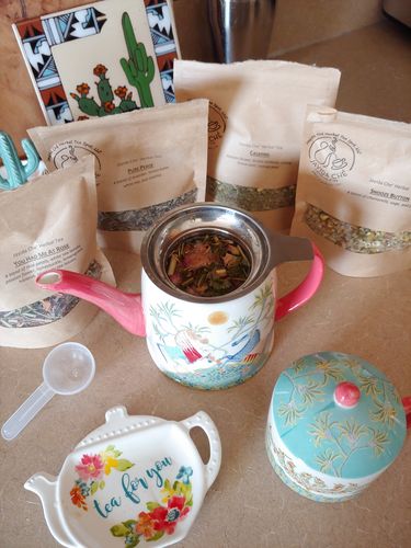 Customer photo review of Comfort & Chill Tea Box