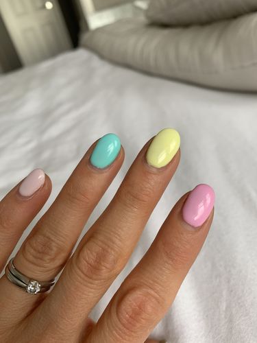 Customer photo review of Semilac Top Coat No Wipe UV Gel Polish 7 ml