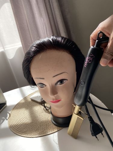 Customer photo review of HC Electronic Hot Comb Styler