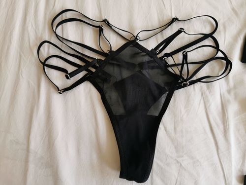 Customer photo review of Jess High Waist String