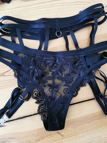 Customer photo review of Temptation Strapsgürtel
