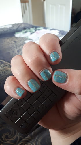 Customer photo review of Bluesky 80621 AQUA-INTANCE UV/LED Soak Off Gel Nail Polish Free Postage
