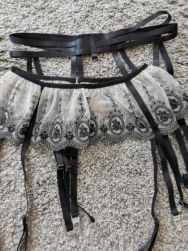 Customer photo review of Maja Strapsgürtel