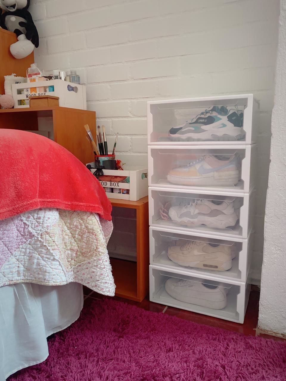 Customer photo review of Caja organizadora de zapatos blanca transparente (caja unitaria)