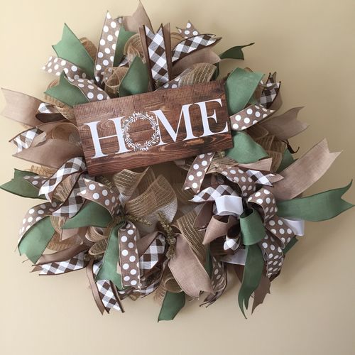 Customer photo review of Home DecoMesh Wreath Kit