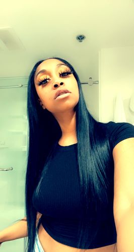 Customer photo review of PARTY GIRL