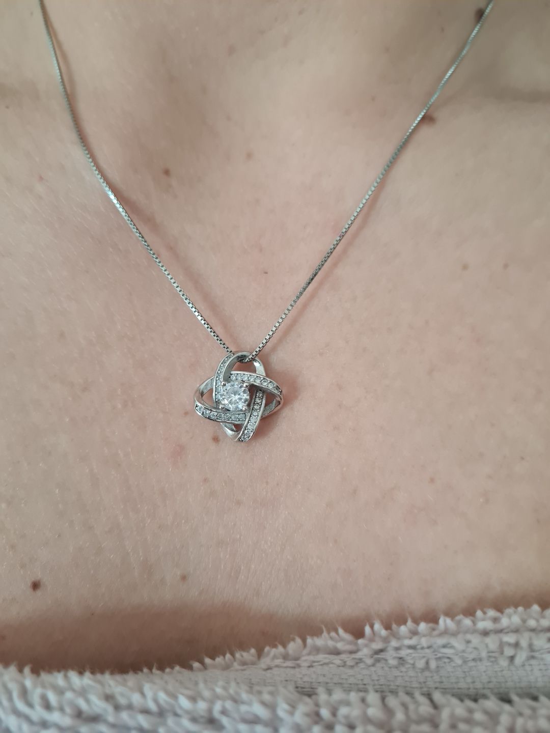 Customer photo review of "To my Soulmate" - Silver Love knot necklace