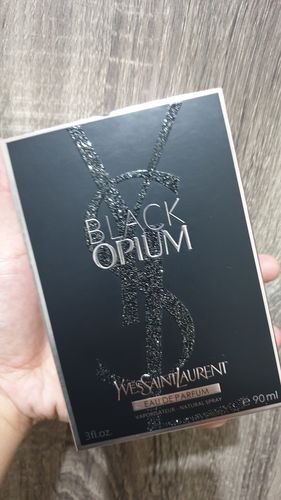 Customer photo review of Yves Saint Laurent Black Opium 90ml